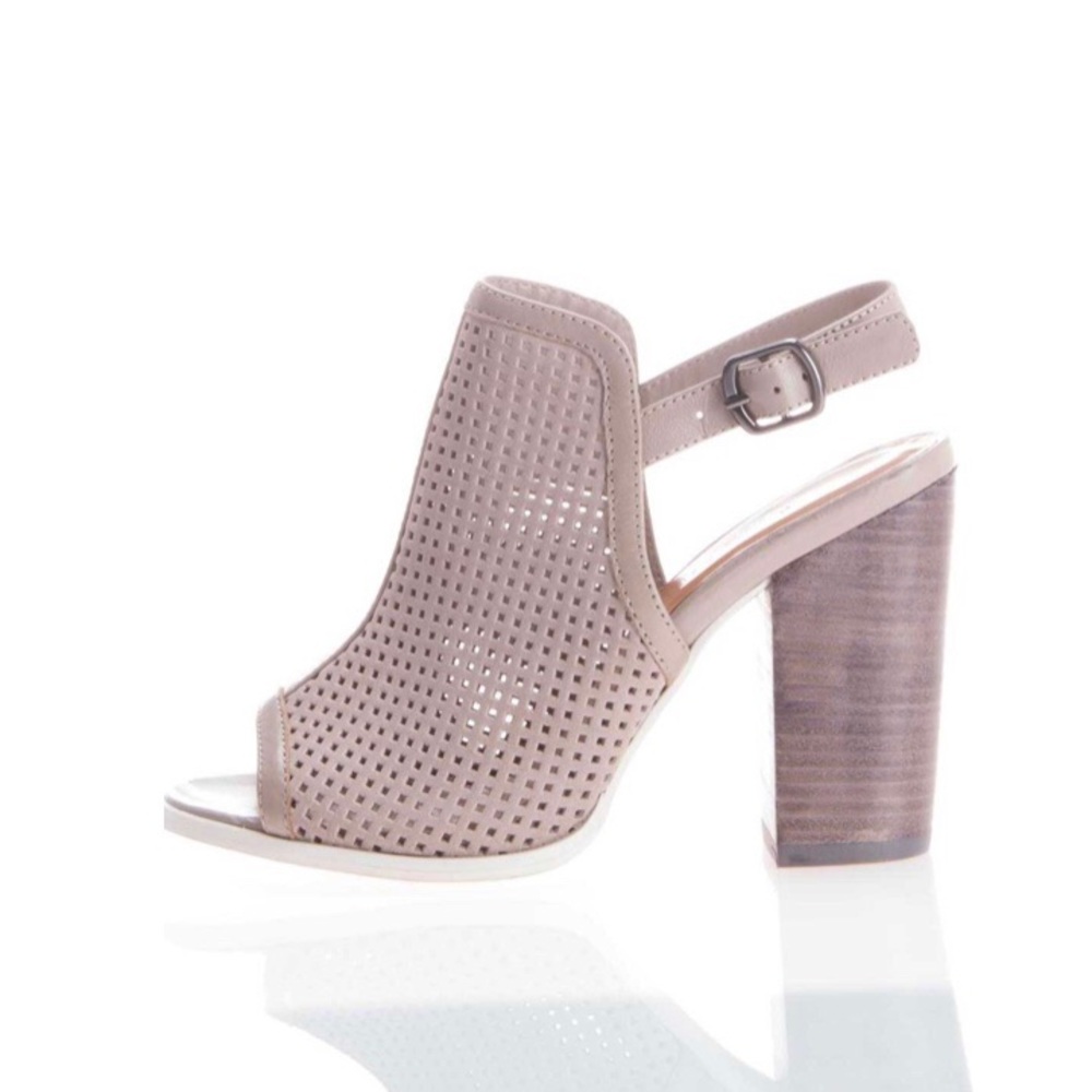 Kelsi Dagger Goya Perforated Peep Toe Heel…